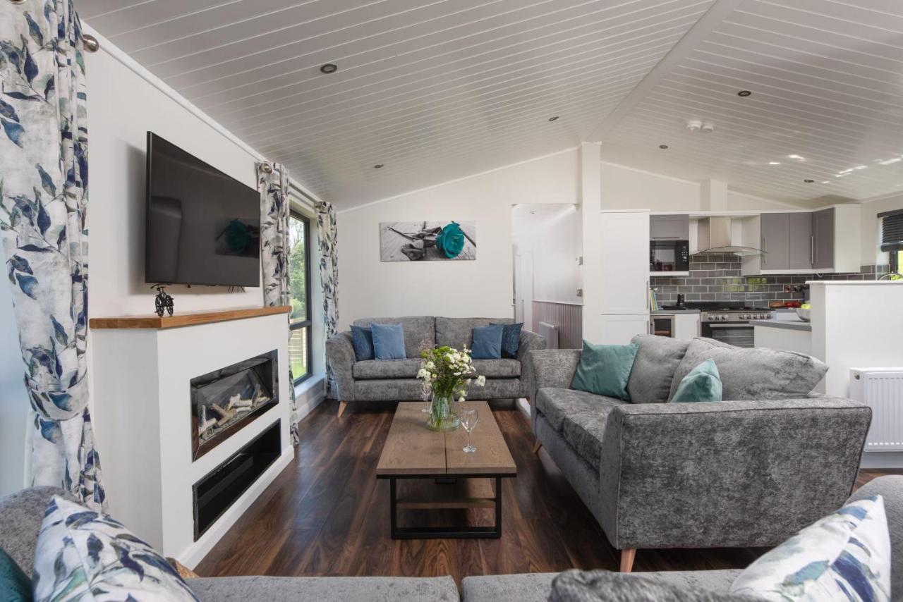 Lilac Lodge, 22 Roadford Lake Lodges 利夫顿 外观 照片